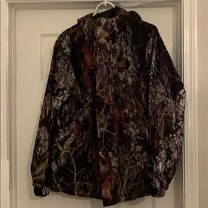 Women’s camo hooded jacket